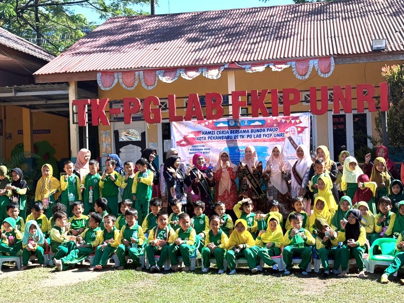Bunda PAUD Kota Pekanbaru Kunjungi TK-KB Lab FKIP UNRI,Tinjau Pembiasaan Tujuh Karakter Anak Hebat