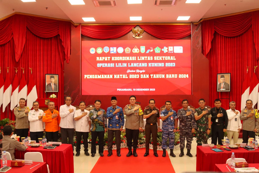 Kepala Kejaksaan Tinggi Riau Hadiri Rapat Koordinasi Lintas Sektoral Operasi Lilin Lancang Kuning Tahun 2023