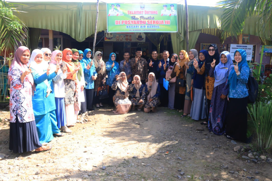 Wakili Kabupaten Pasaman Barat Dalam Penilaian Kader Posyandu Berprestasi Tingkat Provinsi Sumatera Barat