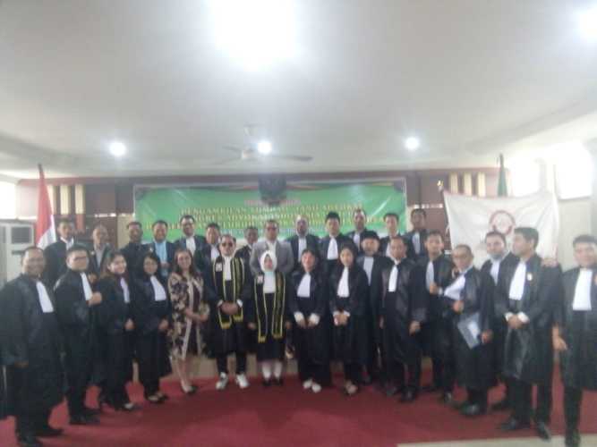 Sebanyak 27 Anggota Kongres Advokat Indonesia (KAI) di Ambil Sumpah dan Janji
