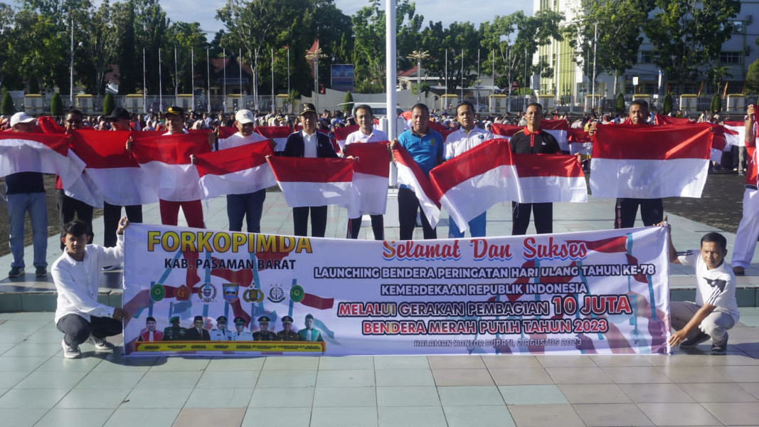 Pemerintah Kabupaten Pasaman Barat Launching Pembagian 10 juta  Bendera Merah Putih Kepada Masyarakat