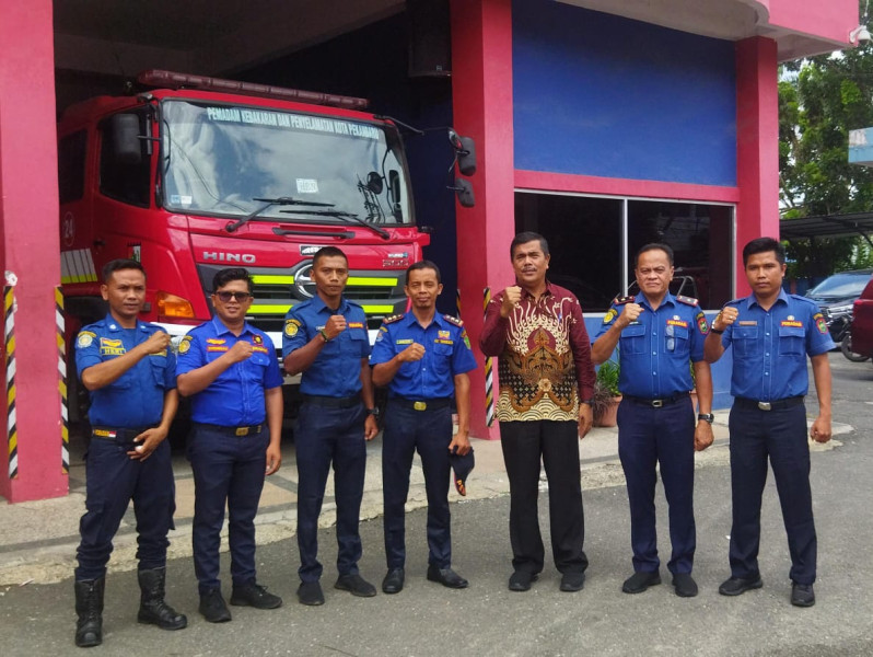 Kadis Pemadam Kebakaran dan Penyelamatan Kota Pekanbaru Menerima Kunjungan Dinas Pemadam Kebakaran Dan Penyelamatan Kabupaten Labuhan Batu Utara