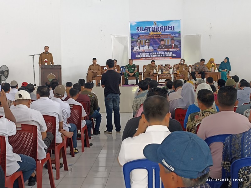 Agung_Markarius Gelar Silaturahmi RT/RW Kulim: Sosialisasikan Perwako RT/RW dan Pentingnya Peran Posyandu