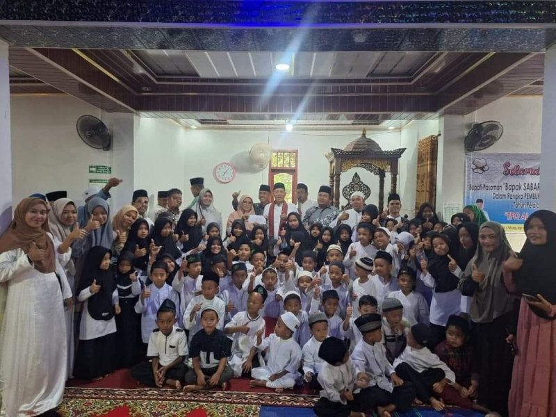 Resmikan Didikan Subuh di Padang Laweh, Bupati Sabar AS Ingatkan Kehidupan Setelah Mati