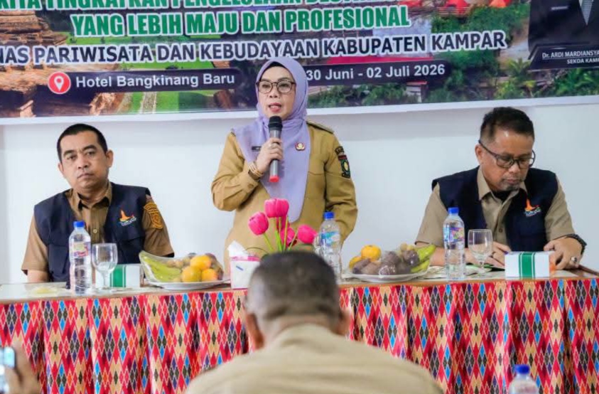 Wabup Kampar Buka Pelatihan Tata Kelola Pokdarwis, Dorong Pariwisata Berbasis Masyarakat