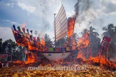 Merupakan Agenda Kharisma Nusantara, Festival Bakar Tongkang Kembali Digelar,Berikut Waktunya