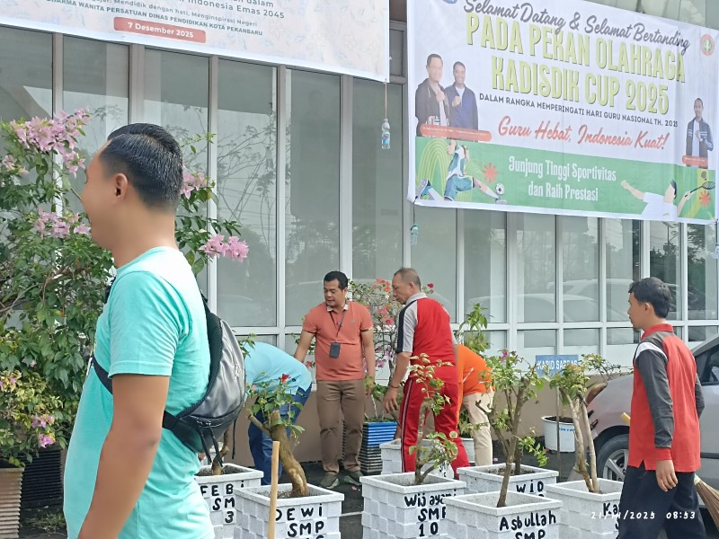 Sambut Hari Guru Nasional 2025, Disdik Pekanbaru Gelar Gotong Royong Massal Dua Hari