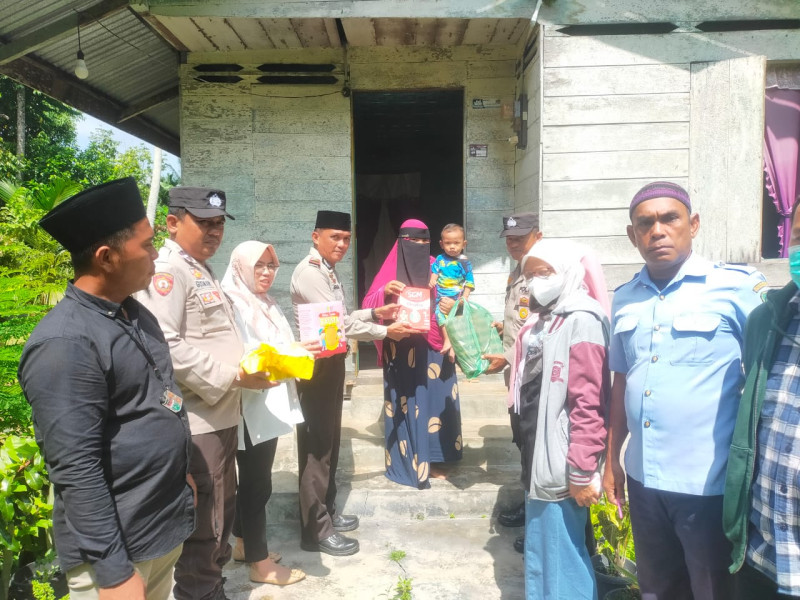 Polsek Merbau Sambangi Keluarga Penderita Stunting