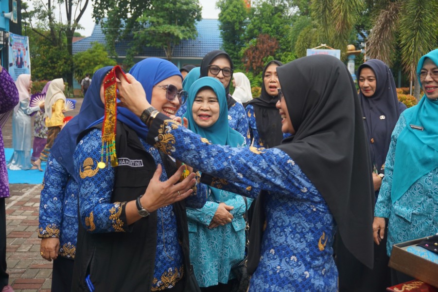 Upaya Ciptakan Lingkungan Sekolah Aman,TP PKK Riau Gelar Program Jelajah Anak Riau di SMAN 8 Pekanbaru