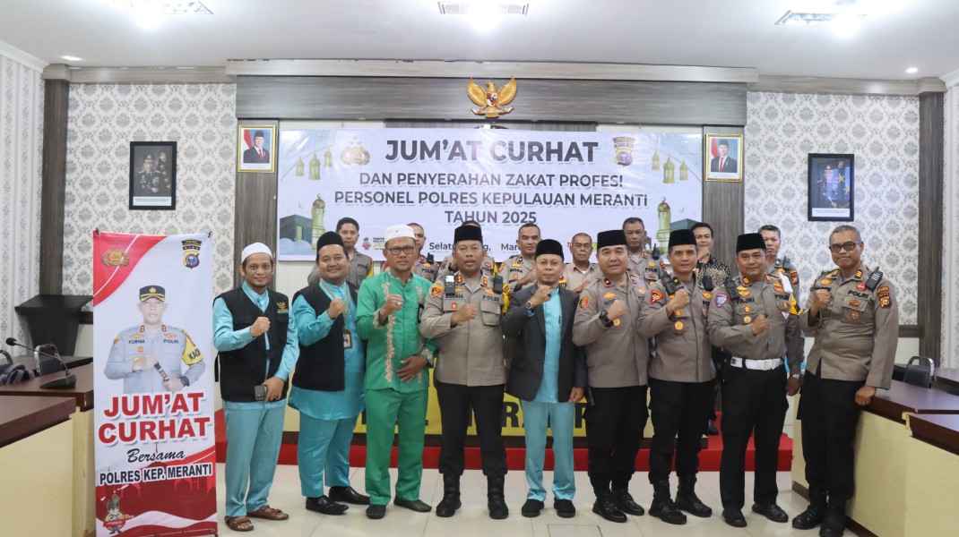Jumat Curhat, Polres Kepulauan Meranti Serahkan Zakat Profesi Ke Baznas