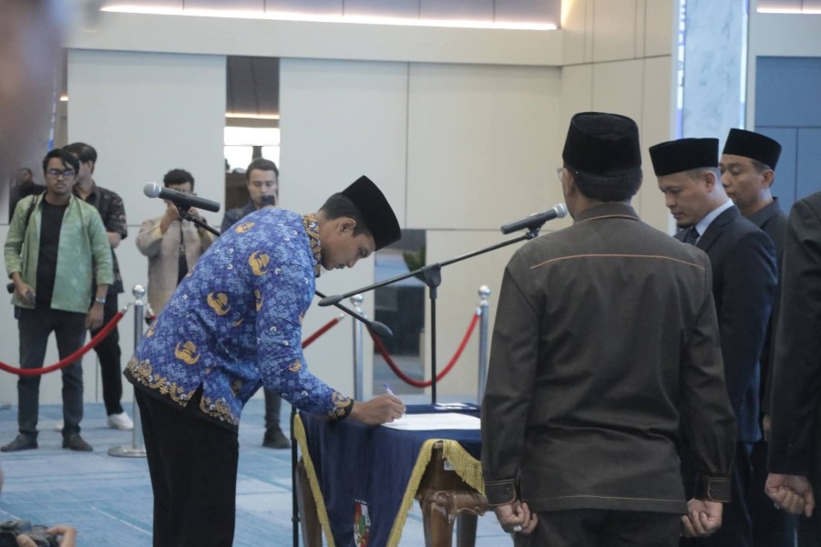 ASN Baru Dilantik, Wali Kota Agung Nugroho Tekankan Tanggung Jawab dan Kualitas Pelayanan