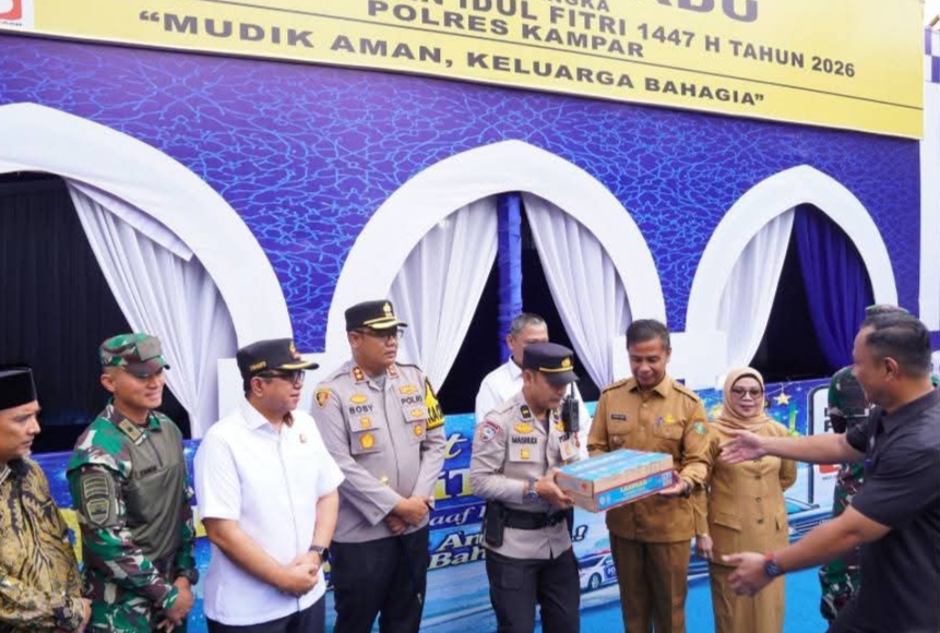Tingkatkan Pelayanan Mudik, Bupati dan Wakil Bupati Kampar Tinjau Pos Pengamanan Terpadu Idul Fitri 1447 H
