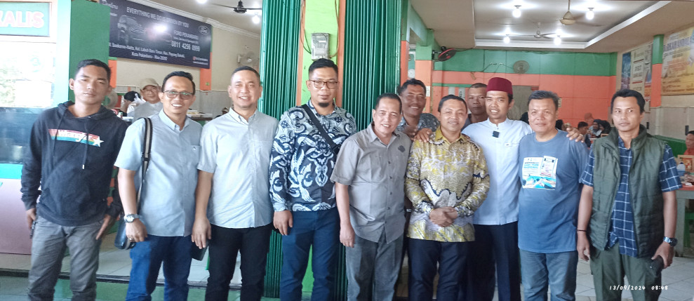 Calon Gubernur Riau Abdul Wahid Gelar Ngopi Bareng Bersama Dengan UAS dan Simpul Relawan