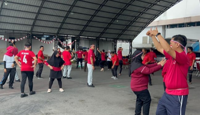 Pegawai Jasa Raharja Cabang Riau Berbaur Bersama Ikuti Perlombaan