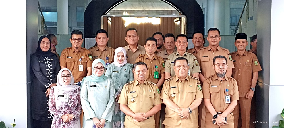 Gubernur Riau Tekankan Digitalisasi Pajak Dalam Kunjungan Ke Bapenda