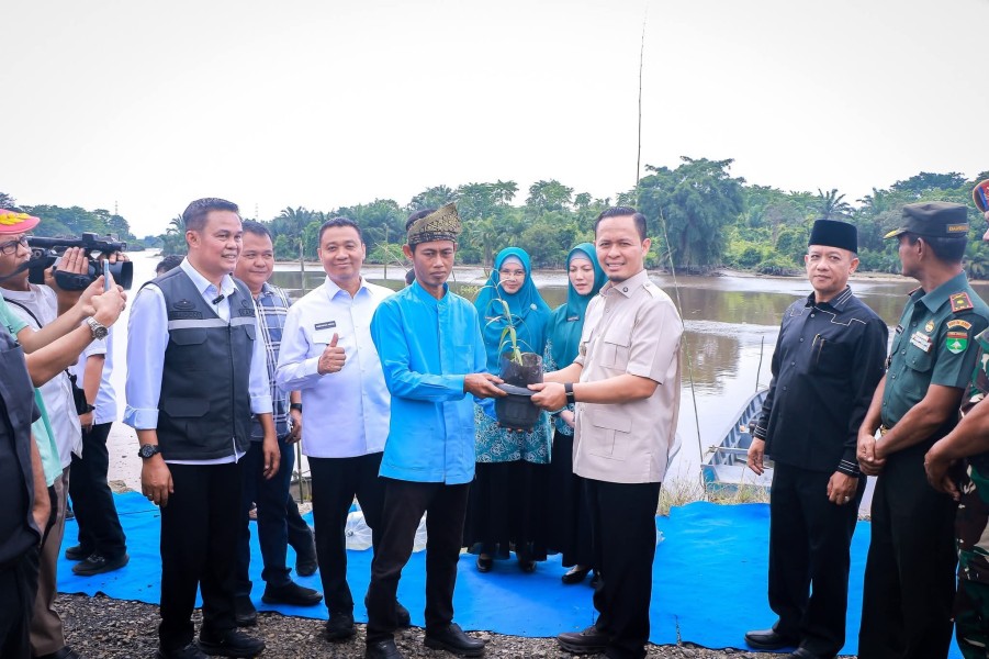 Wali Kota Pekanbaru Resmikan Program AMAN Bertani: Langkah Nyata Menuju Ketahanan Pangan Mandiri