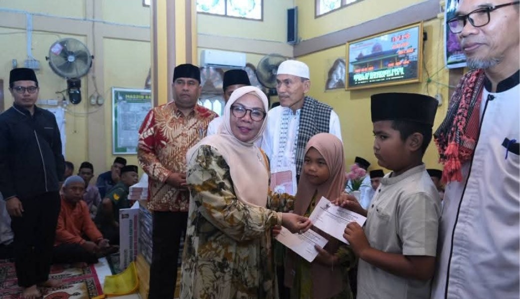 Wakil Bupati Kampar Pimpin Tim II Safari Ramadhan di Masjid Baiturrahman Desa Persiapan Kobuo Panjang