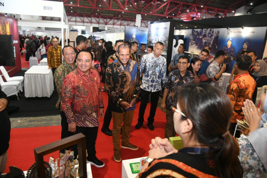 Wamenkumham: Belanja Produk Dalam Negeri Harus Terus Digelorakan
