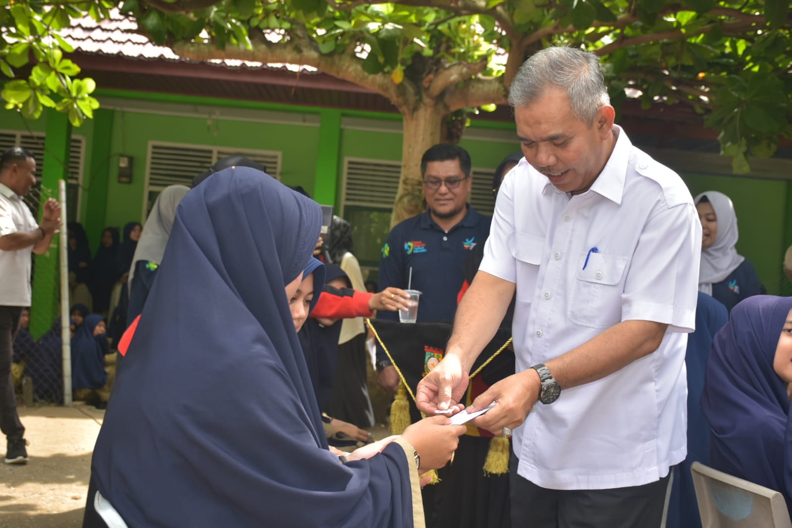 Pj Bupati Kampar Canangkan Gerakan Nasional Aksi Bergizi,Perdana Dilaksanakan Di Ponpes Mualimin