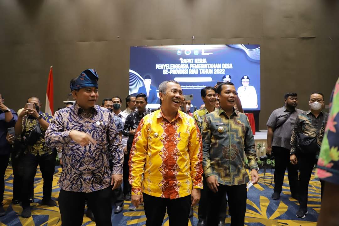 Menghadiri Rapat Kerja Penyelenggaraan Pemerintah Desa se-Provinsi Riau Tahun 2022