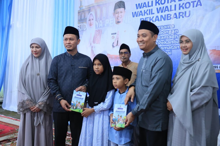 Safari Ramadan, Wali Kota Pekanbaru Paparkan Capaian Setahun dan Ajak Warga Perkuat Kebersamaan