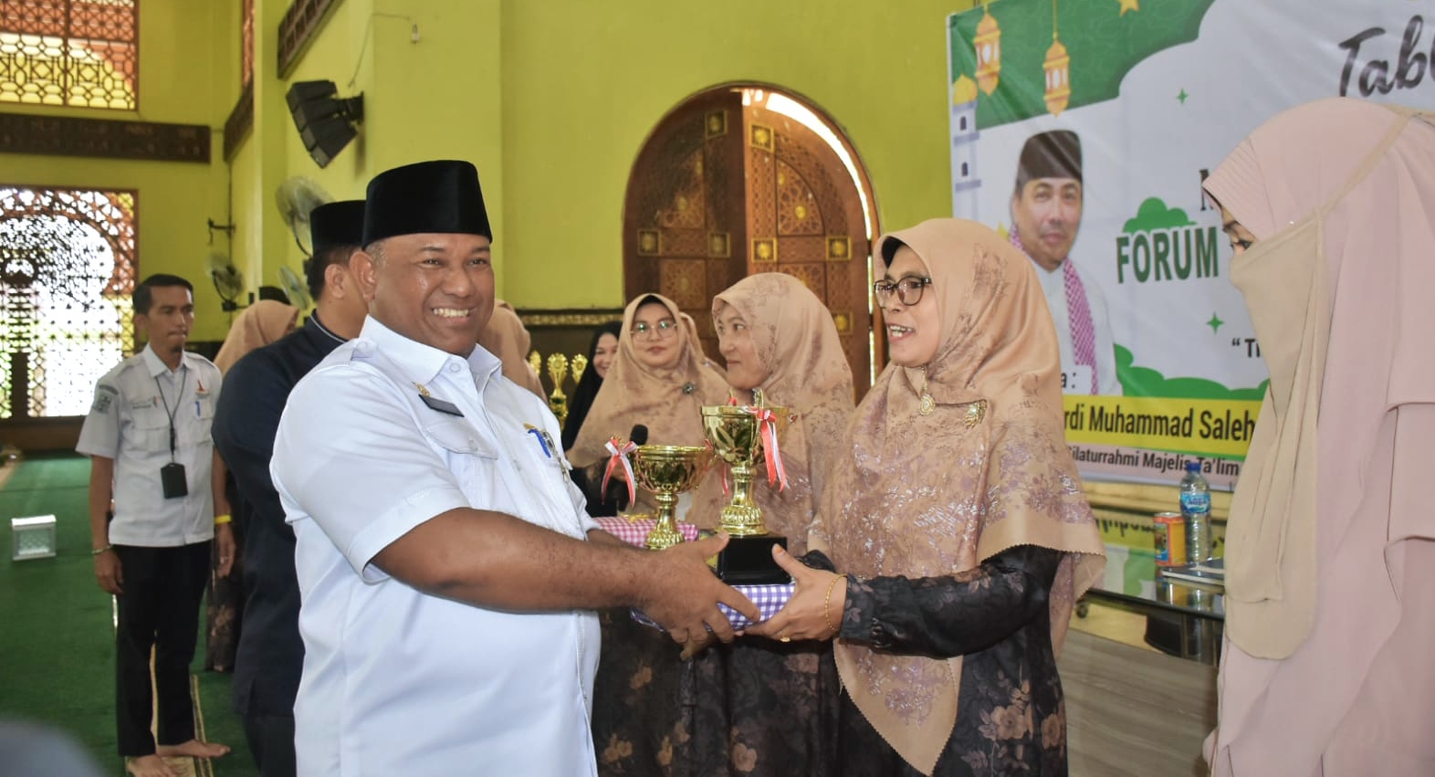 Peringati Maulid Nabi Muhammad SAW, Sekda Kampar Support dan Apresiasi Kegiatan Forsimat Bangkinang Kota.