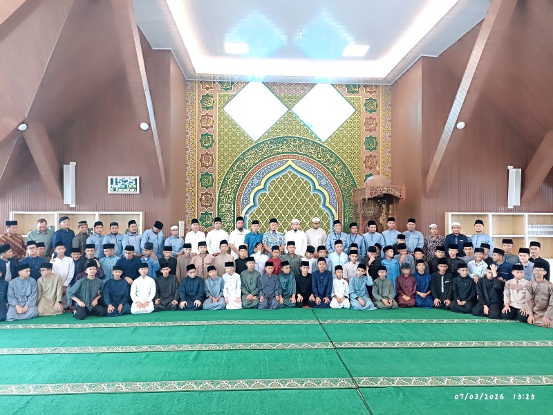 Wali Kota Pekanbaru Kunjungi SMP Negeri Madani, Serap Aspirasi Guru dan Murid