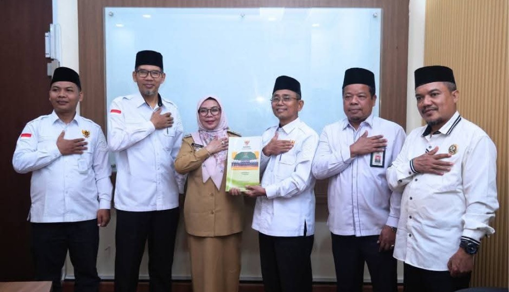 Wabup Kampar Terima Laporan ZIS 2025, Tekankan Transparansi dan Peran Zakat untuk Kesejahteraan