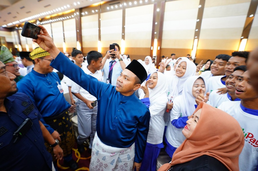 Pemprov Riau Dorong Literasi Keuangan Pelajar Lewat Program Aktivasi Rekening SimPel