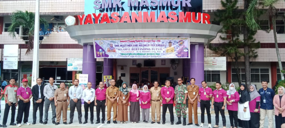 Dibuka Secara Resmi Oleh Anggota DPD/MPR RI Riau Dr Hj Misharti S.Ag M.S.I Kegiatan Job Fair dan Turnamen Futsal Masmur Cup VIII Mulai Digelar