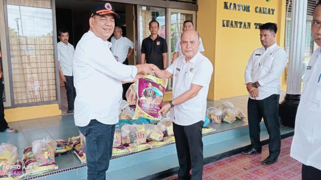 Pemkab Kuansing Distribusikan 1693 Paket Bantuan Sembako Tahap ll Korban Banjir Ke 13 Desa Se Kuantan Tengah