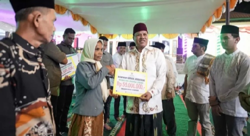 Bupati Kuansing Minta Ponpes Imam Saleh Tetap Prioritaskan Anak Yatim dan Warga Kurang Mampu