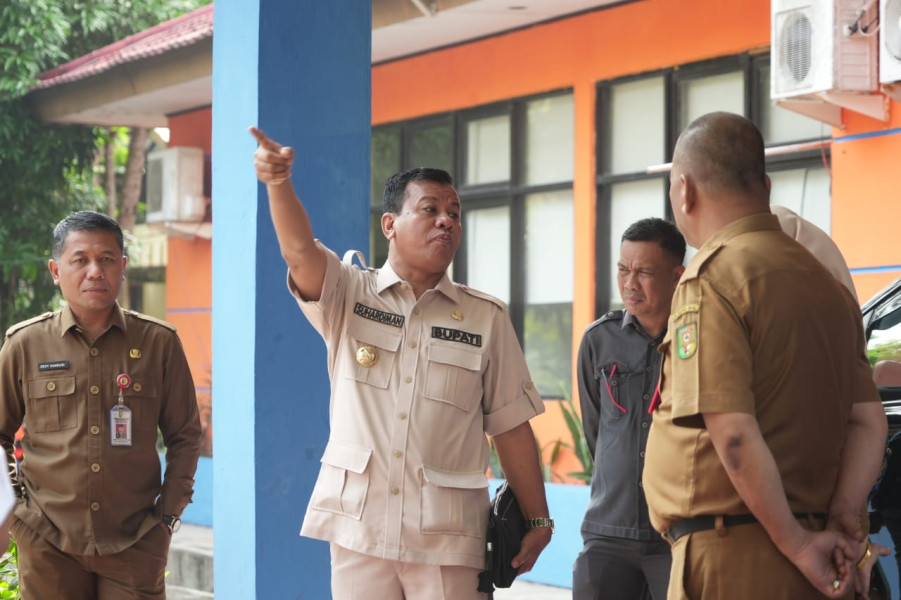 Suhardiman Amby Beri Waktu 3 Bulan Kalaksa Benahi BPBD