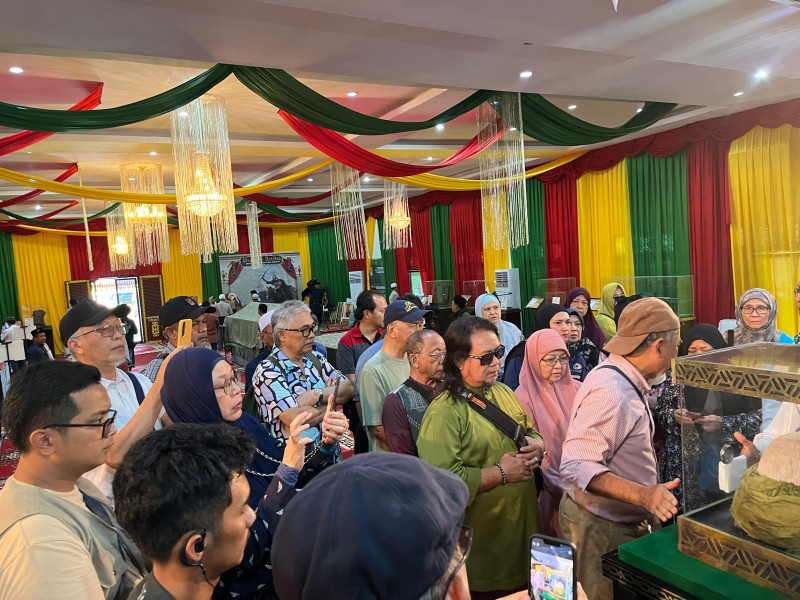 Warga Dari Tiga Negara Serumpun Saksikan Pembentangan Di LAMR