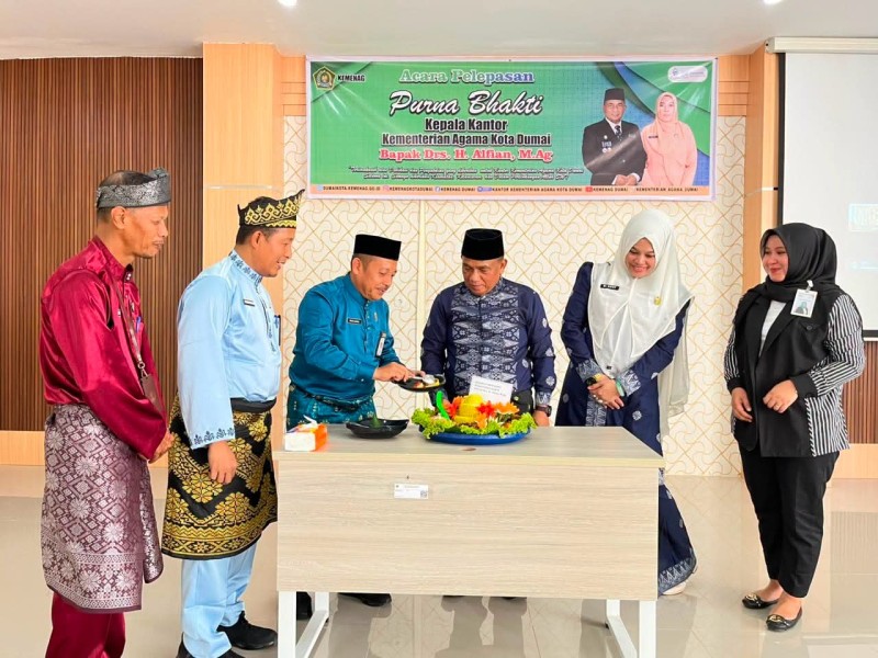 Muliardi Hadiri Pisah Sambut Kepala Kemenag Dumai, Apresiasi Pengabdian ASN yang Purna Tugas