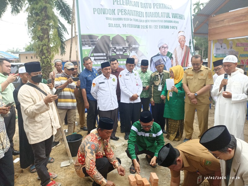 Plt Gubernur Riau Hadiri Peletakan Batu Pertama Pembangunan Ponpes Nahdlatul Wathan Riau di Kampar