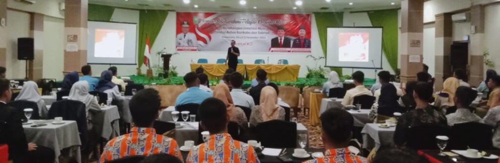 Kesbangpol Riau Taja Acara Forum Silaturahmi Pelajar Riau Dalam Membangun Generasi Muda Bebas Narkoba dan Toleran