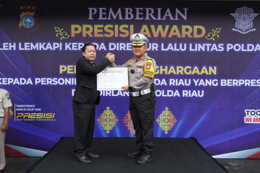Tingkatkan Kepercayaan Publik Terhadap Kepolisian di Bidang Lalu Lintas,Dirlantas Polda Riau Raih Presisi Award Dari LEMKAPI