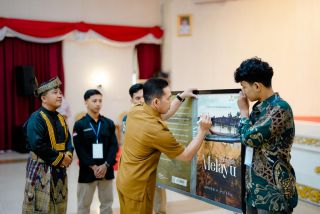 Wakili Gubernur,Plt Kadisdik Riau Erisman Yahya Hadiri Kegiatan Peluncuran Buku 