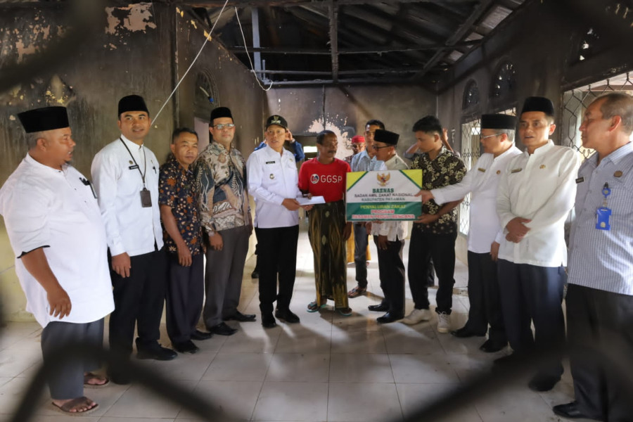 Wabup Pasaman Sabar AS Kunjungi Korban Kebakaran