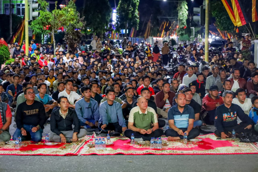 Bupati Pasaman Sabar AS Dan Forkopimda Gelar Nobar Bersama Masyarakat