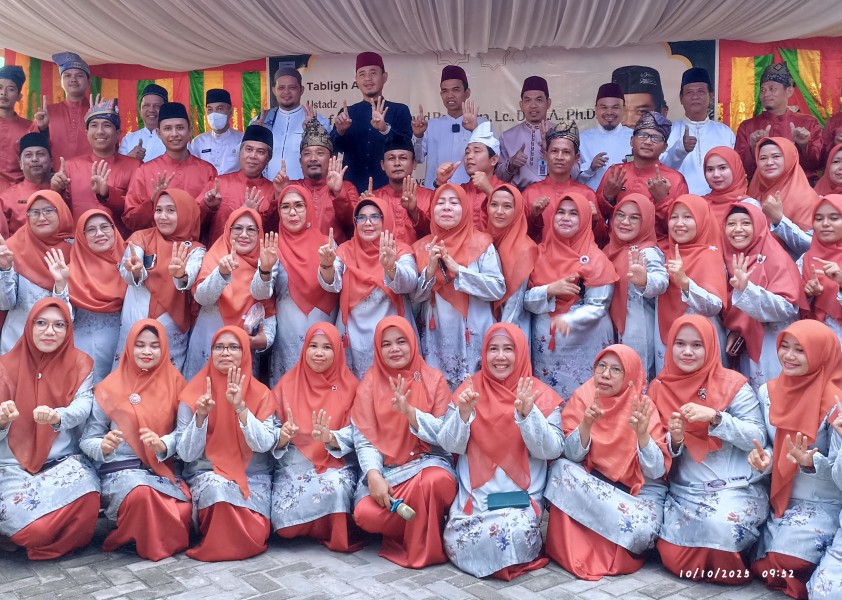 Kadisdik Riau Apresiasi Pengajian Bersama UAS di SMA 14 Pekanbaru