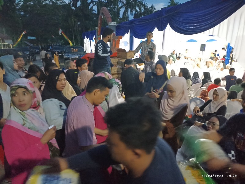 Disperindag Pekanbaru Gelar Operasi Pasar Murah di Safari Ramadan Walikota dan Wakil Walikota Pekanbaru