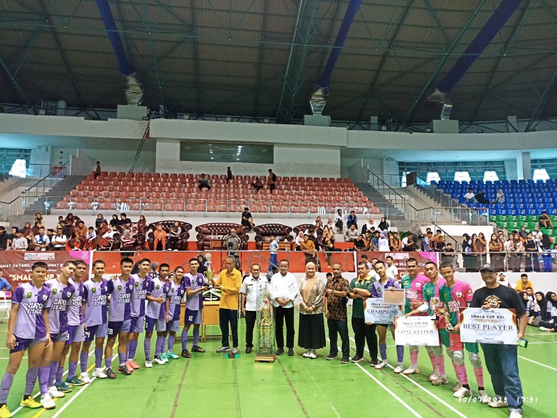 SMA Negeri Olahraga Juara Smala Cup XIII 2025, Dispora Riau Dorong Pembinaan Atlet Muda