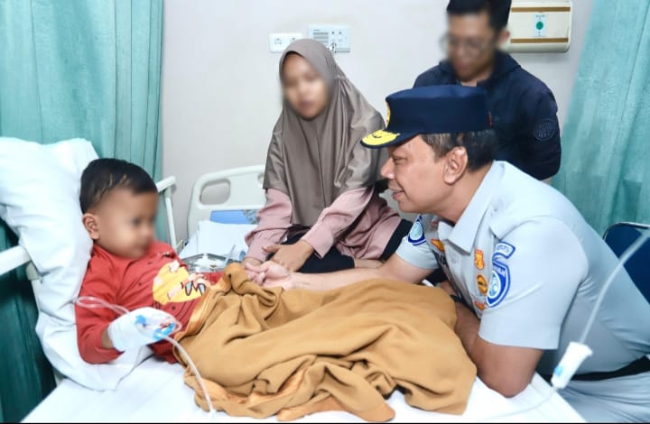 Rivan A. Purwantono Pastikan Korban Tabrakan Beruntun Tol Cipularang Dapat Pelayanan Terbaik di RS Abdul Radjak