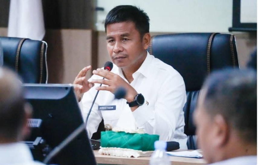 Bupati Kampar Tekankan Sinergi dan Disiplin dalam Rapat Staf Pemerintah Daerah