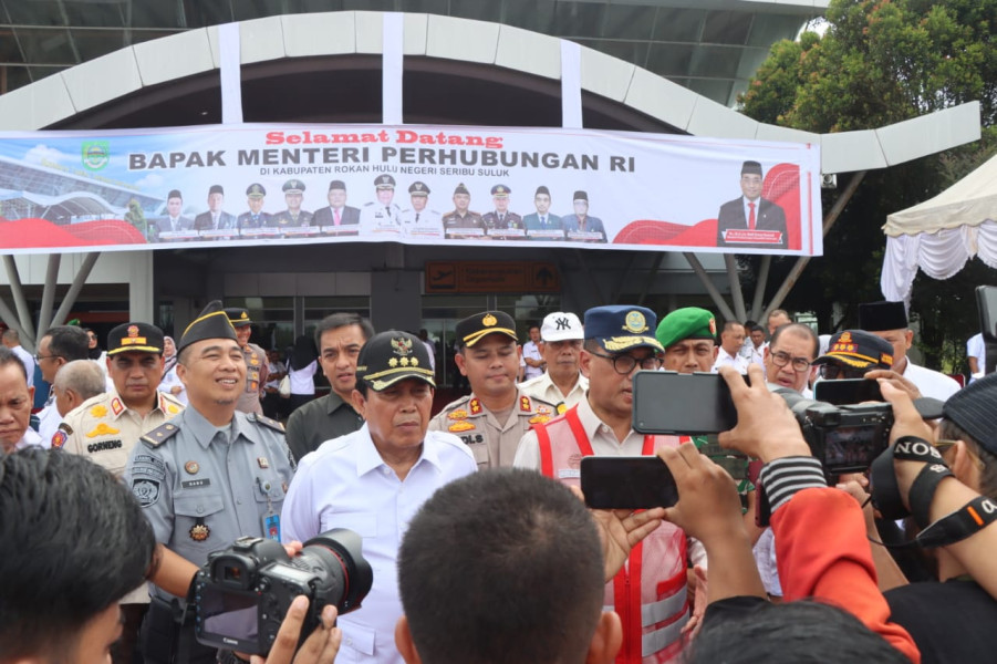 Sebanyak 74 Personil Polres Rohul Diterjunkan Pengamanan Kunker Menhub RI