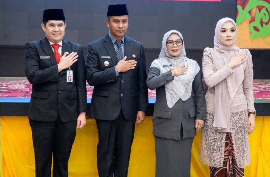 Bupati Kampar Ahmad Yuzar Lantik Ardi Mardiansyah sebagai Penjabat Sekda