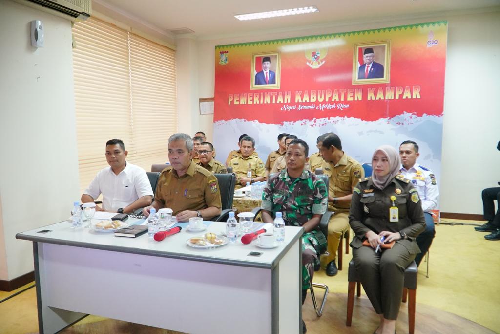 Pj Bupati Kampar Dr. H. Kamsol, MM Kembali Ikuti Rakor Pengendalian Insflasi Daerah Dengan Mendagri