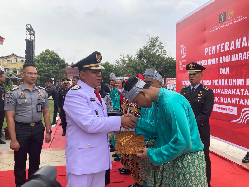 Acara Pemberian Remisi Umum Tahun 2024 Bagi Narapidana dan Anak Binaan Pemasyarakatan